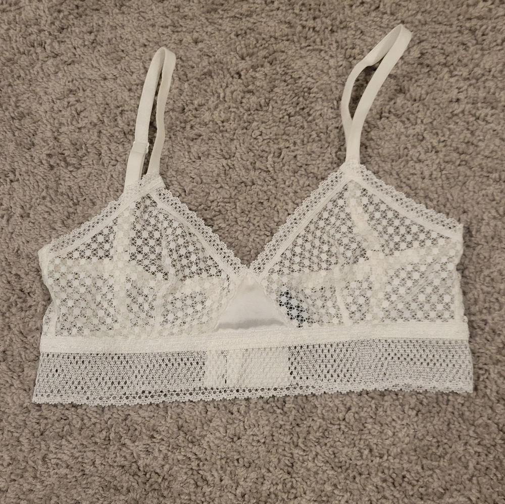 Else Bella Soft Cup Triangle Bra Size 34B / 36A